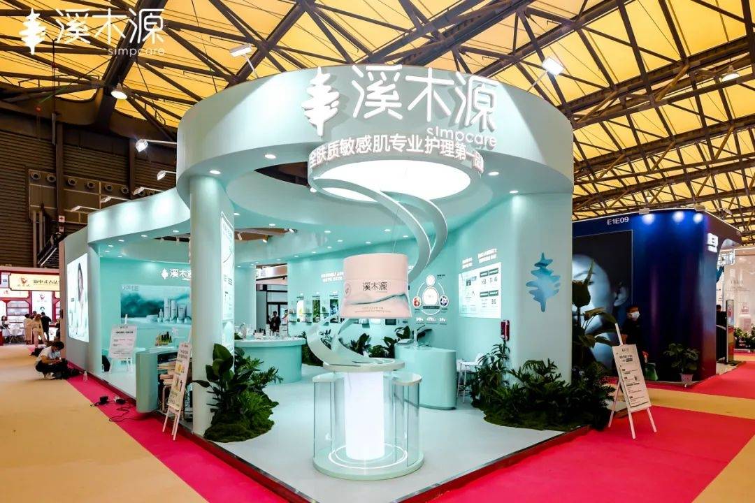 景下中国化妆品市场呈现这些趋势pg电子模拟器电脑版全球化背(图6)
